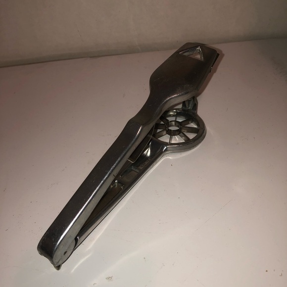 Vintage Westmark Stainless Steel egg cuter. Good shape. Easy to use. Collectible - Picture 3 of 10